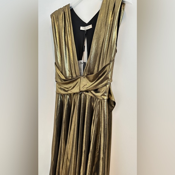 Halston Gold Plunge Neck Shimmery Cocktail Dress - Picture 4 of 7